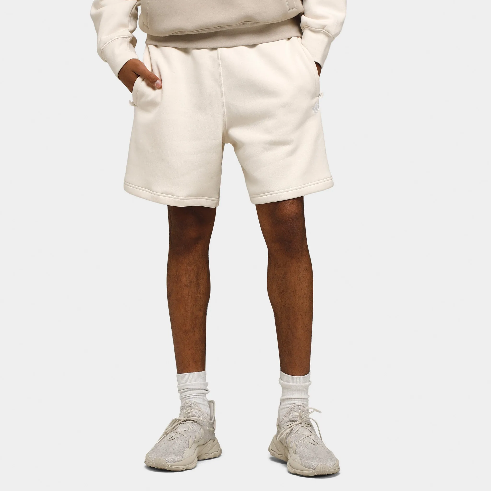 adidas Originals Adicolor Seasonal Archive Shorts / Wonder Beige