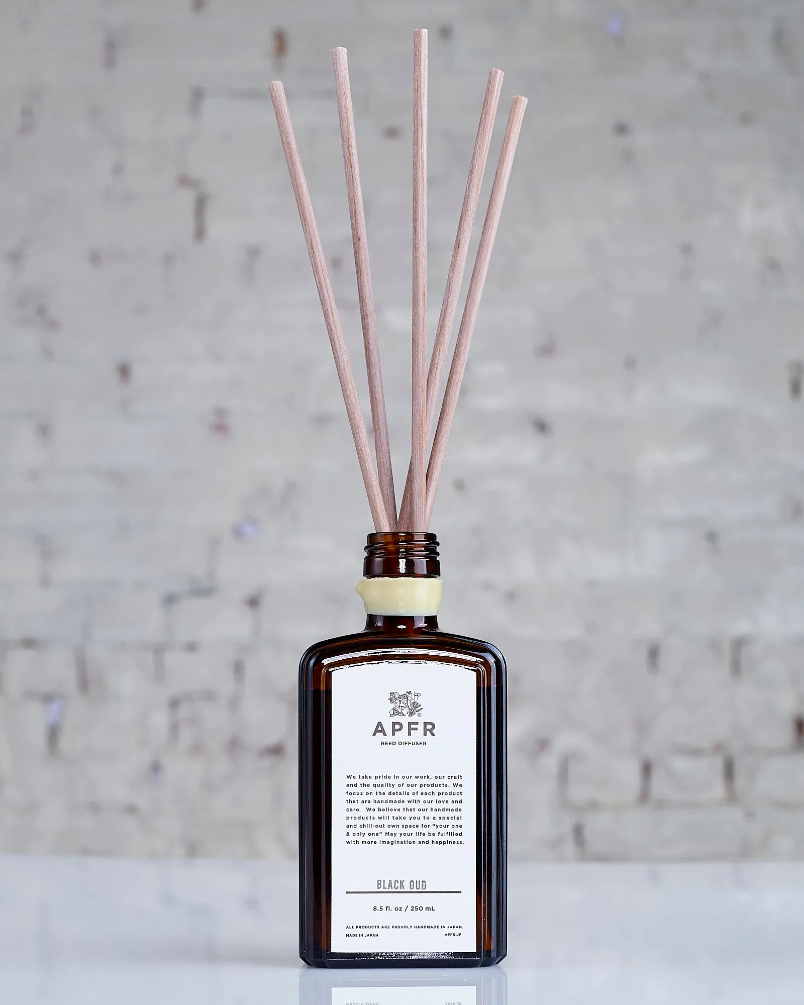 APFR Reed Diffuser Oakmoss & Amber