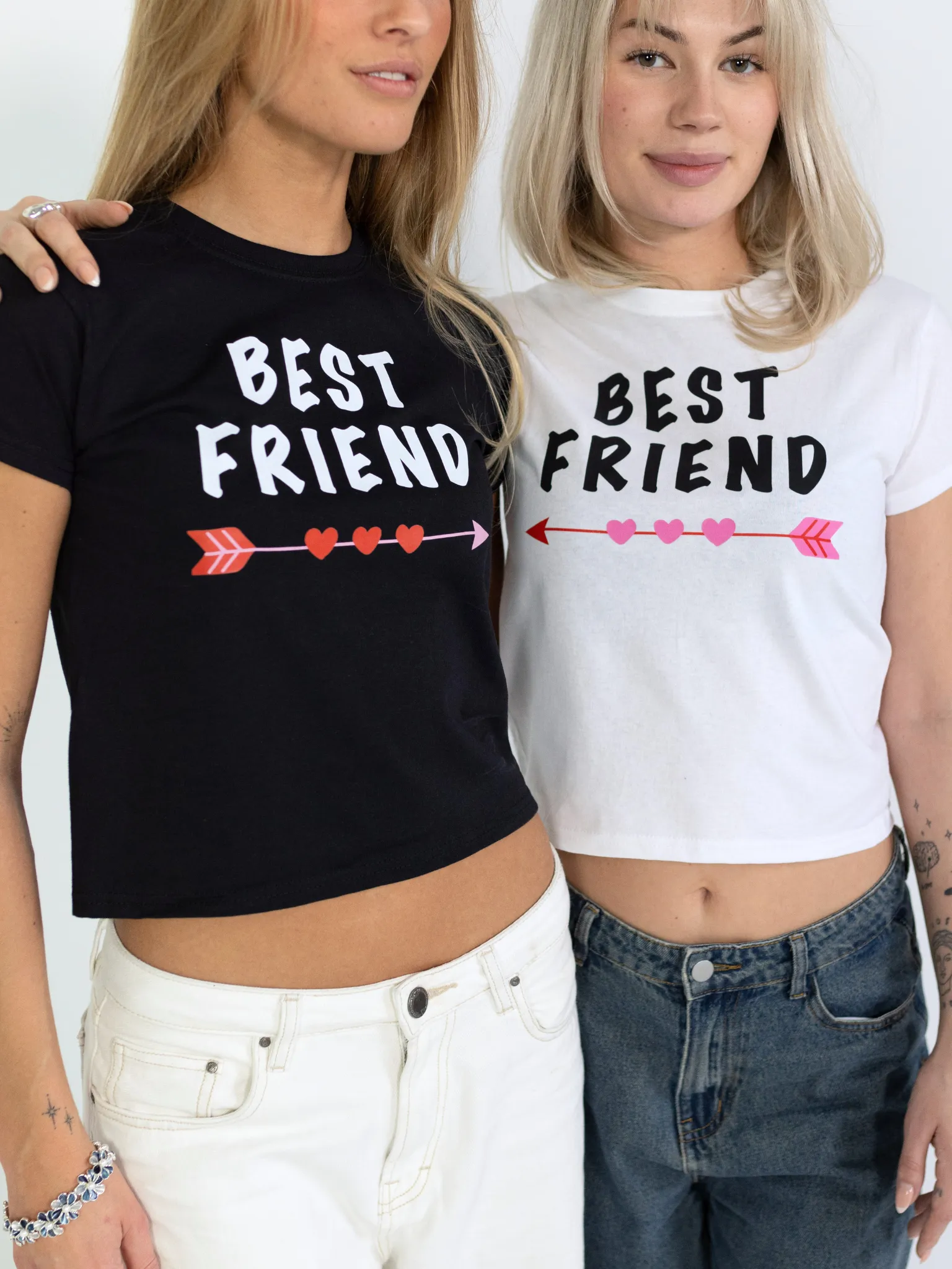 BEST FRIEND, BABY TEE - HVID