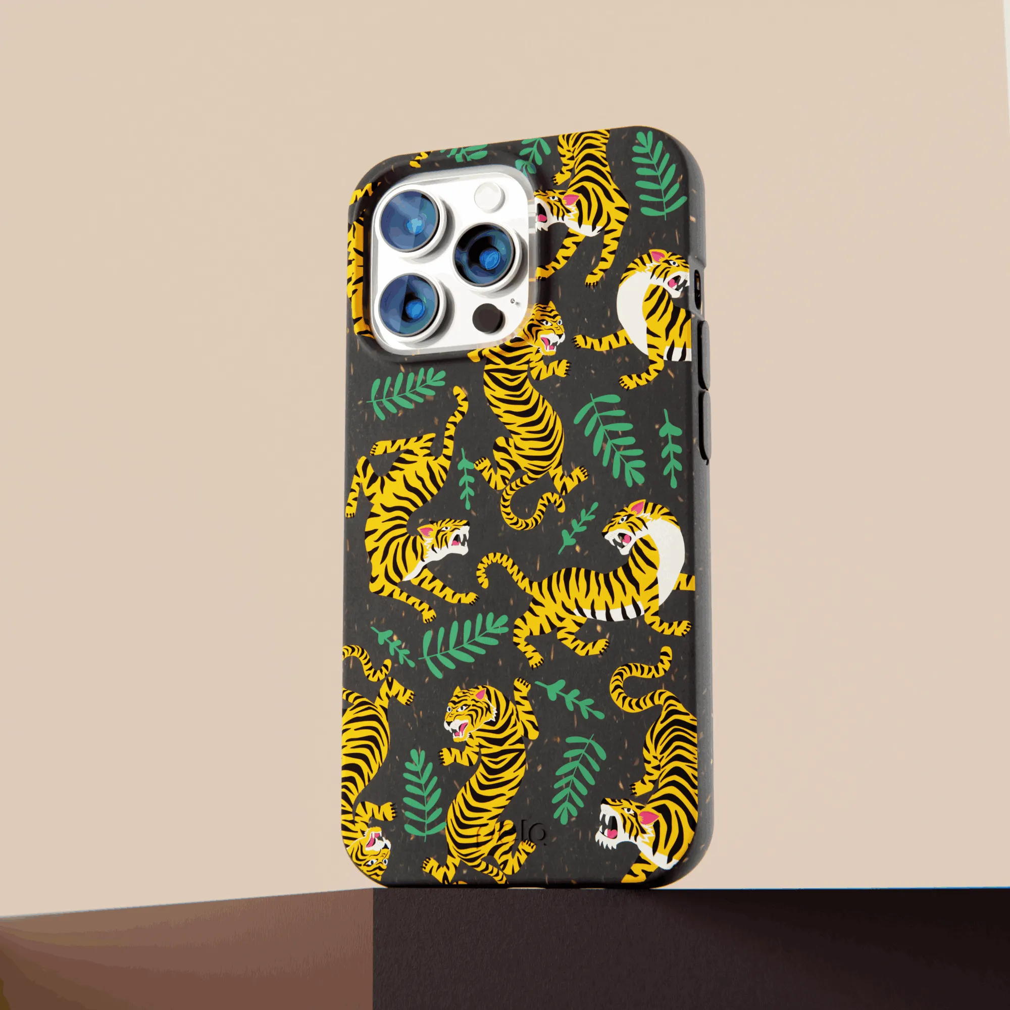 Black Playful Tigers Google Pixel 7 Case