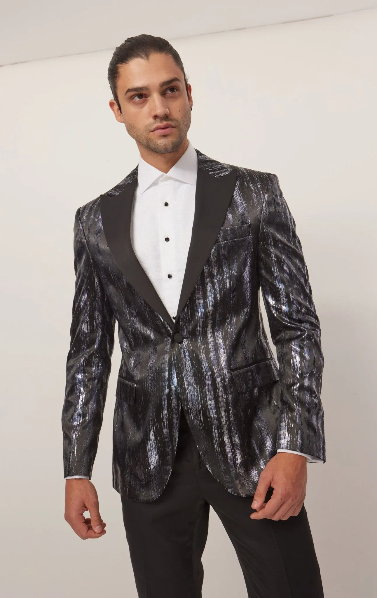 Brush Stroke Wet Look Peak Lapel Tuxedo Jacket - Silver