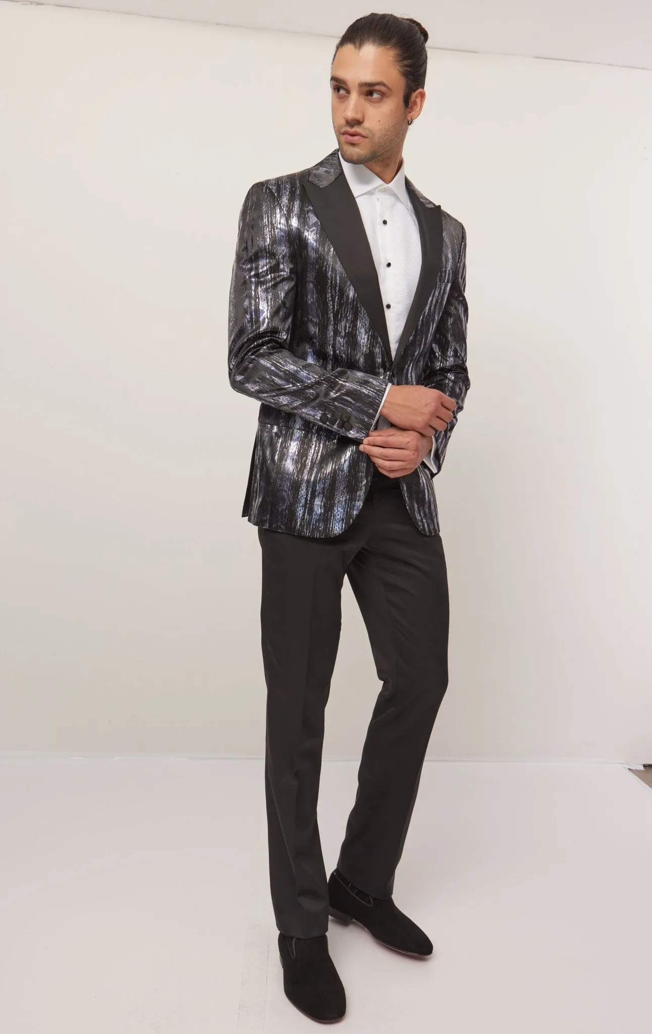 Brush Stroke Wet Look Peak Lapel Tuxedo Jacket - Silver