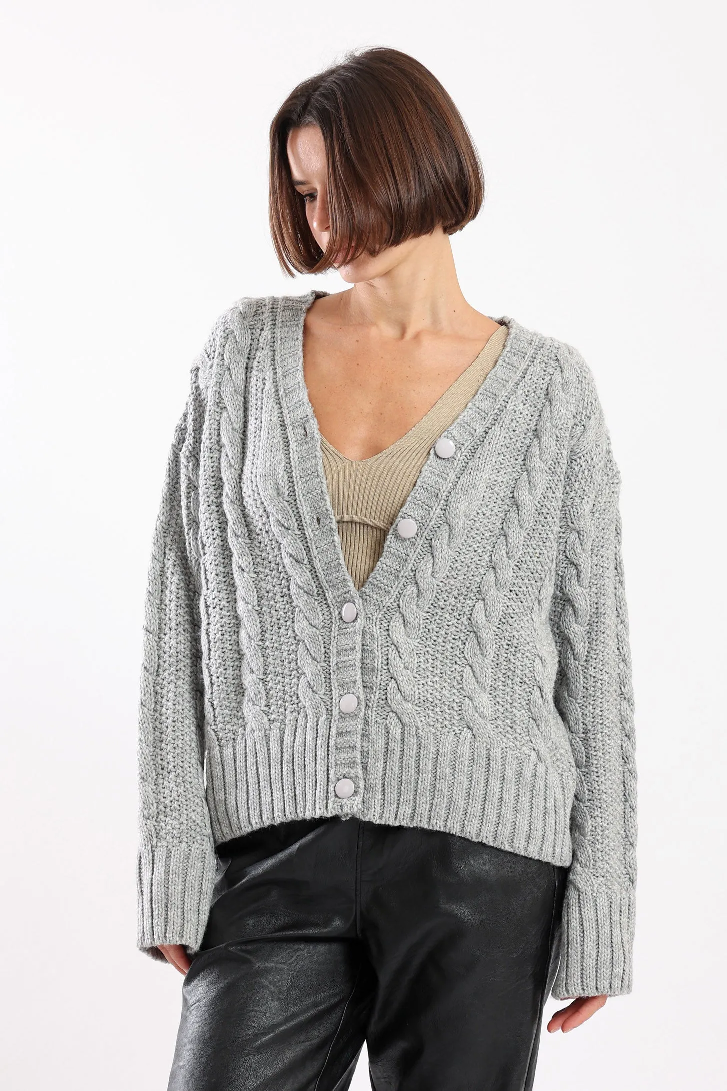 BUTTON UP KNIT CARDIGAN - GREY