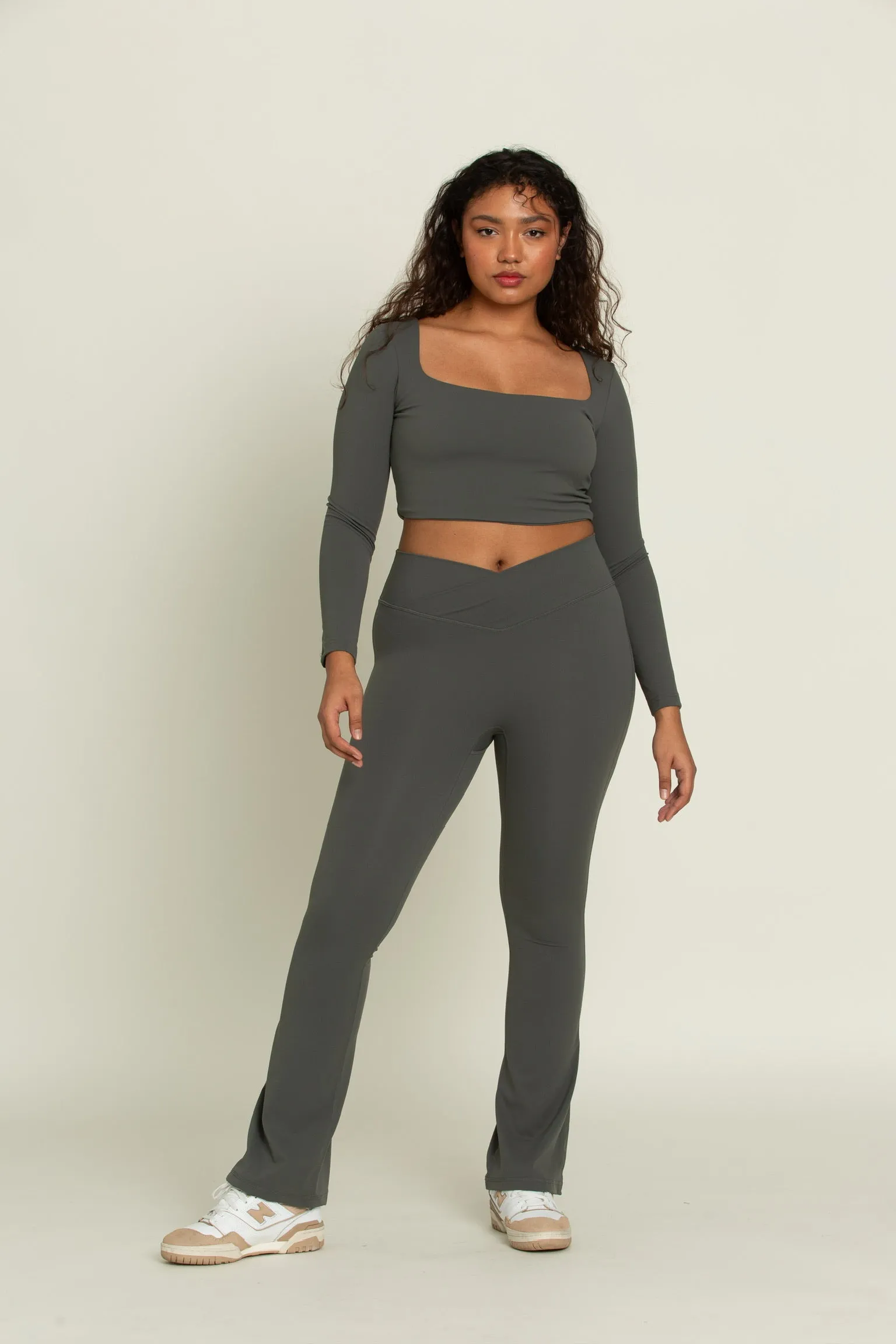 Dull Pine Flare Yoga Pants