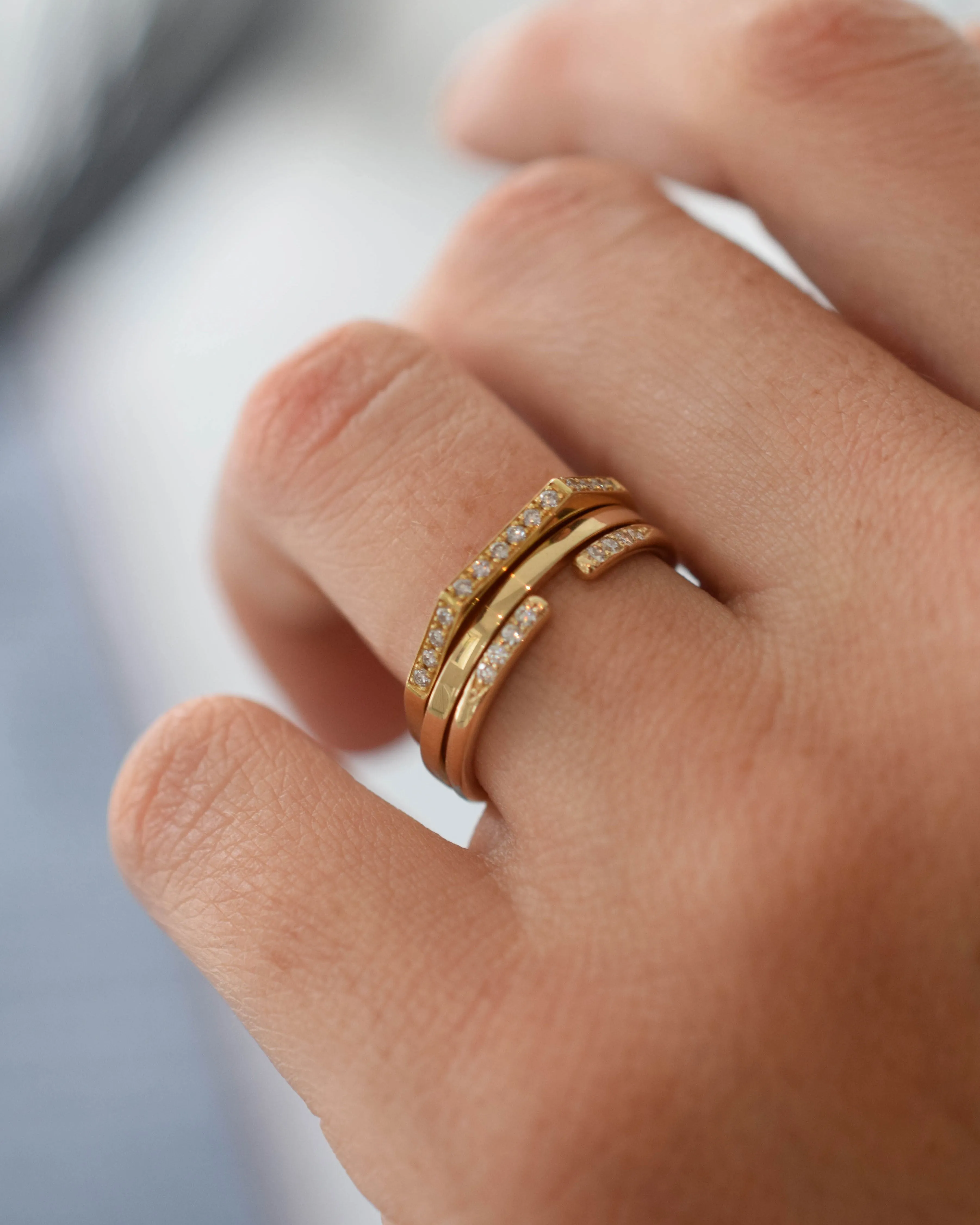 Fine Square Band Ring in 14k Gold 1.5mm