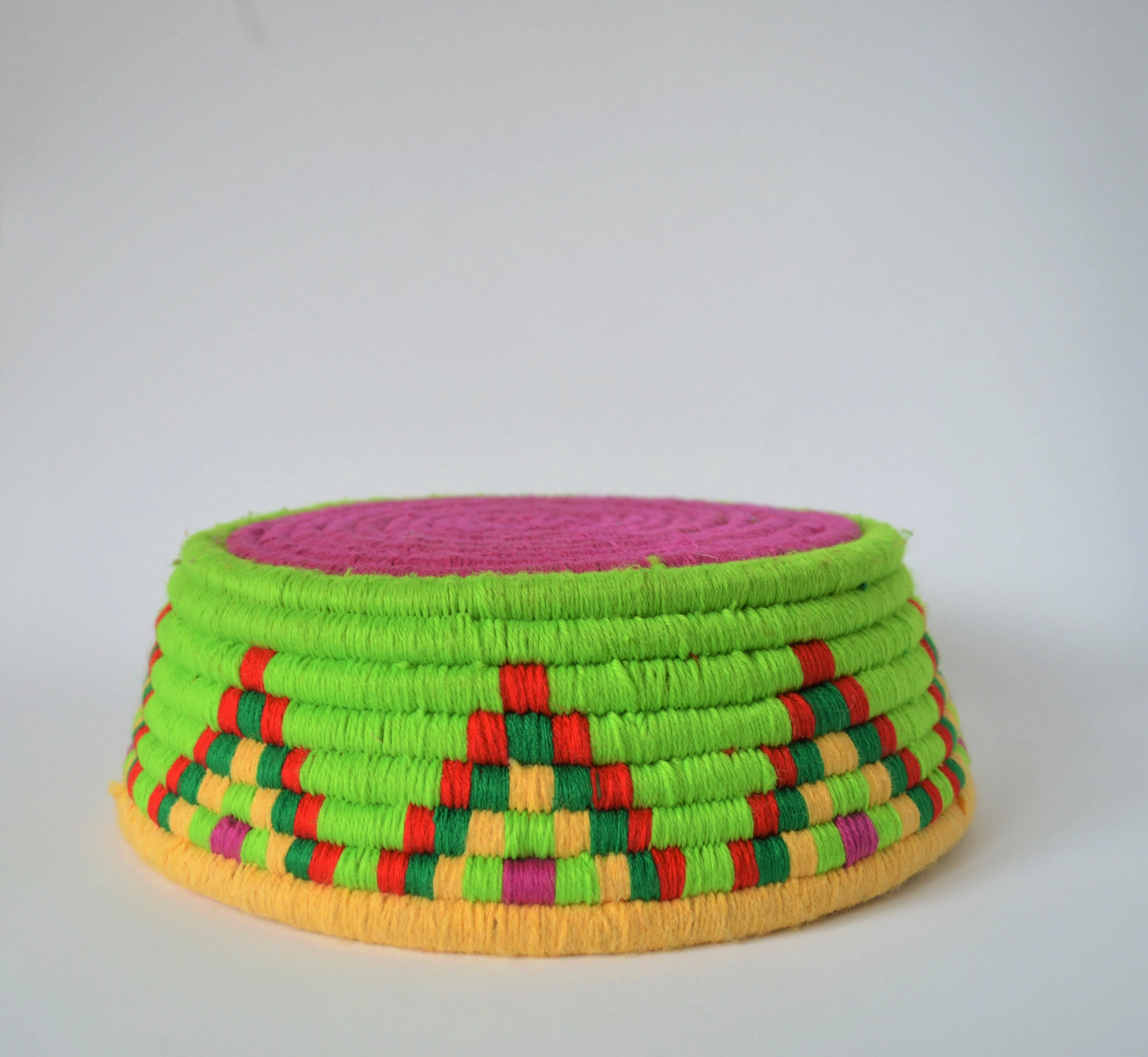 Nubian Egyptian wool palm fruit plate (Green)