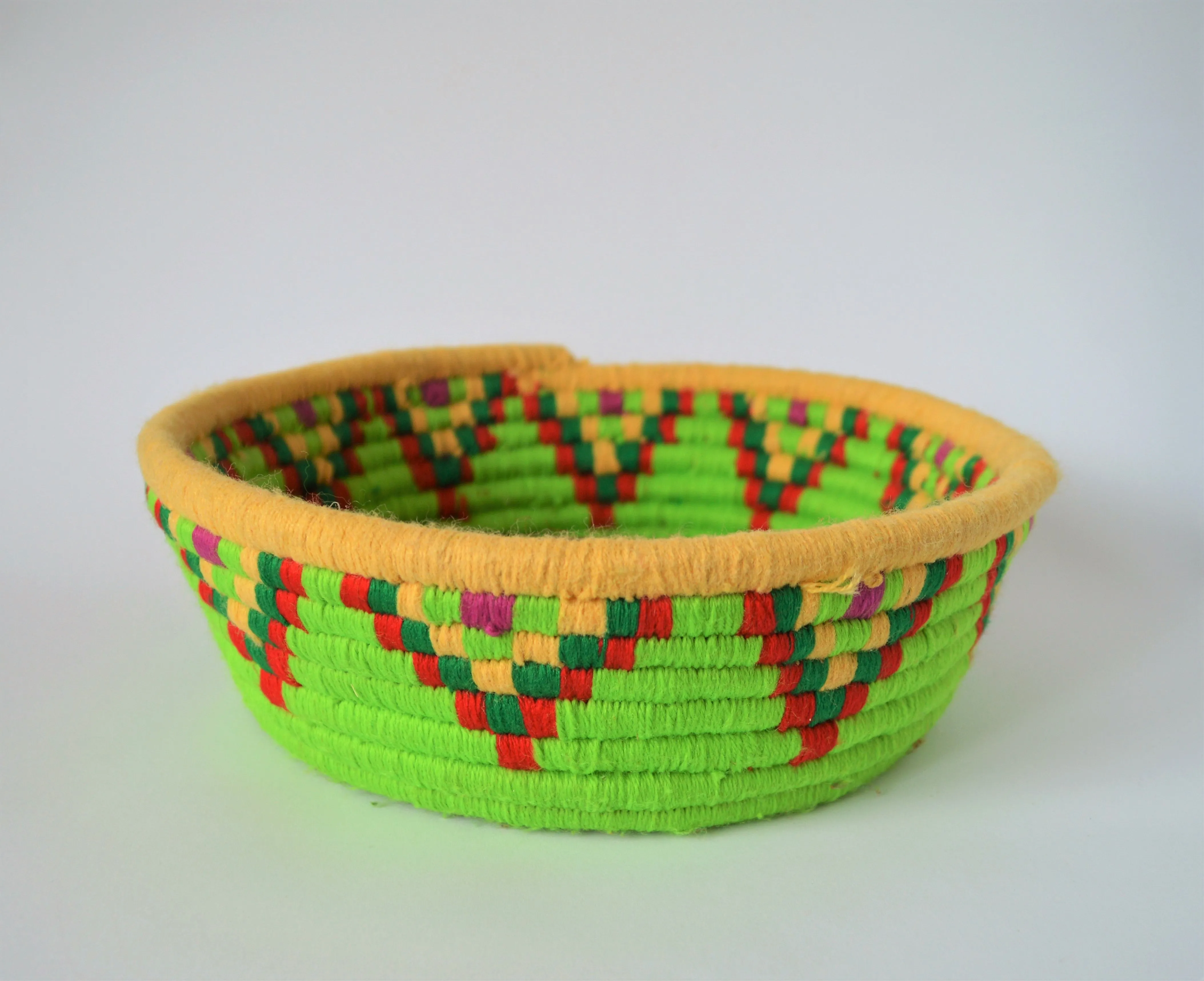 Nubian Egyptian wool palm fruit plate (Green)