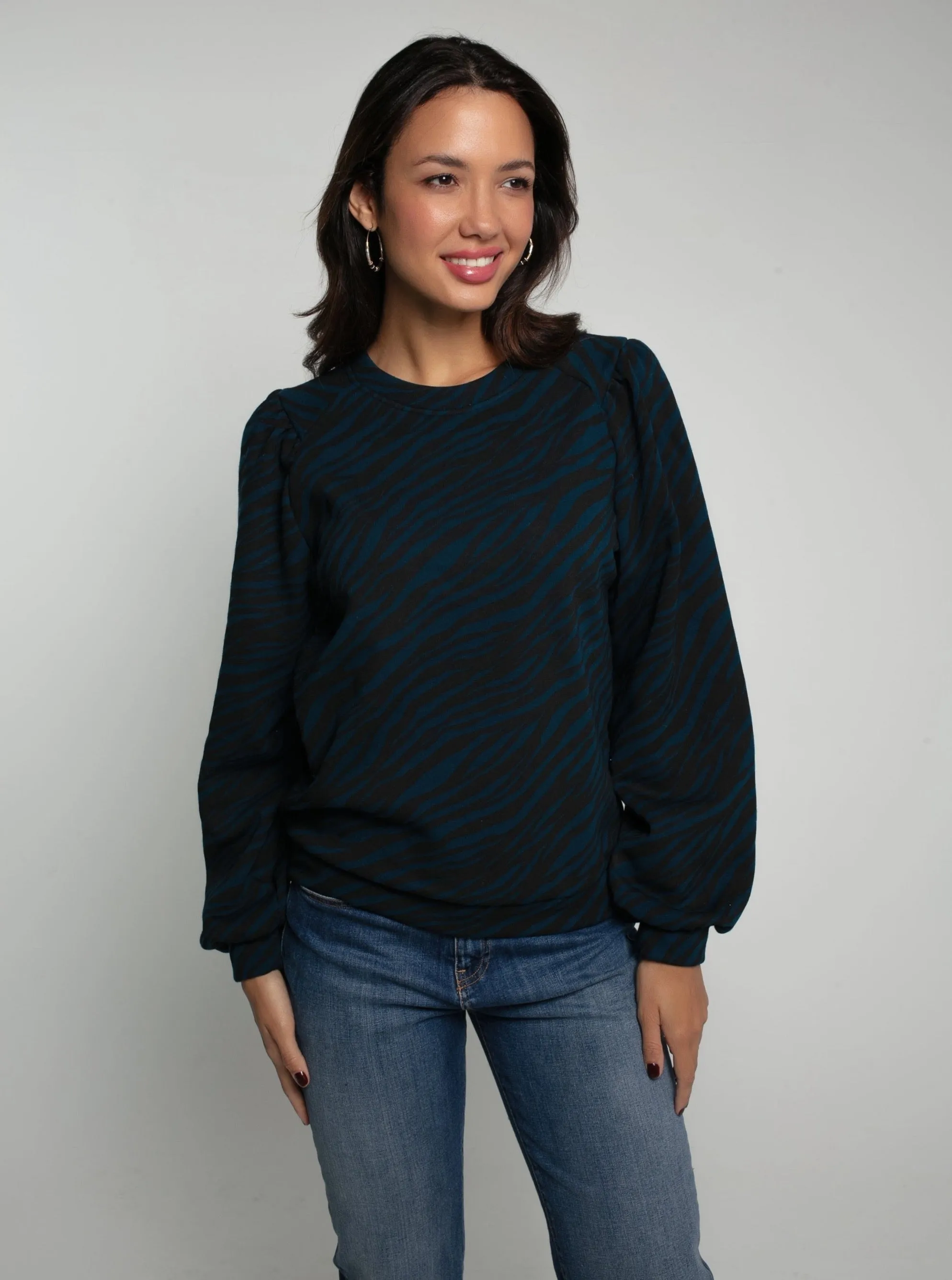 PRINTED ZEBRA PIPER SWEATER-TEAL