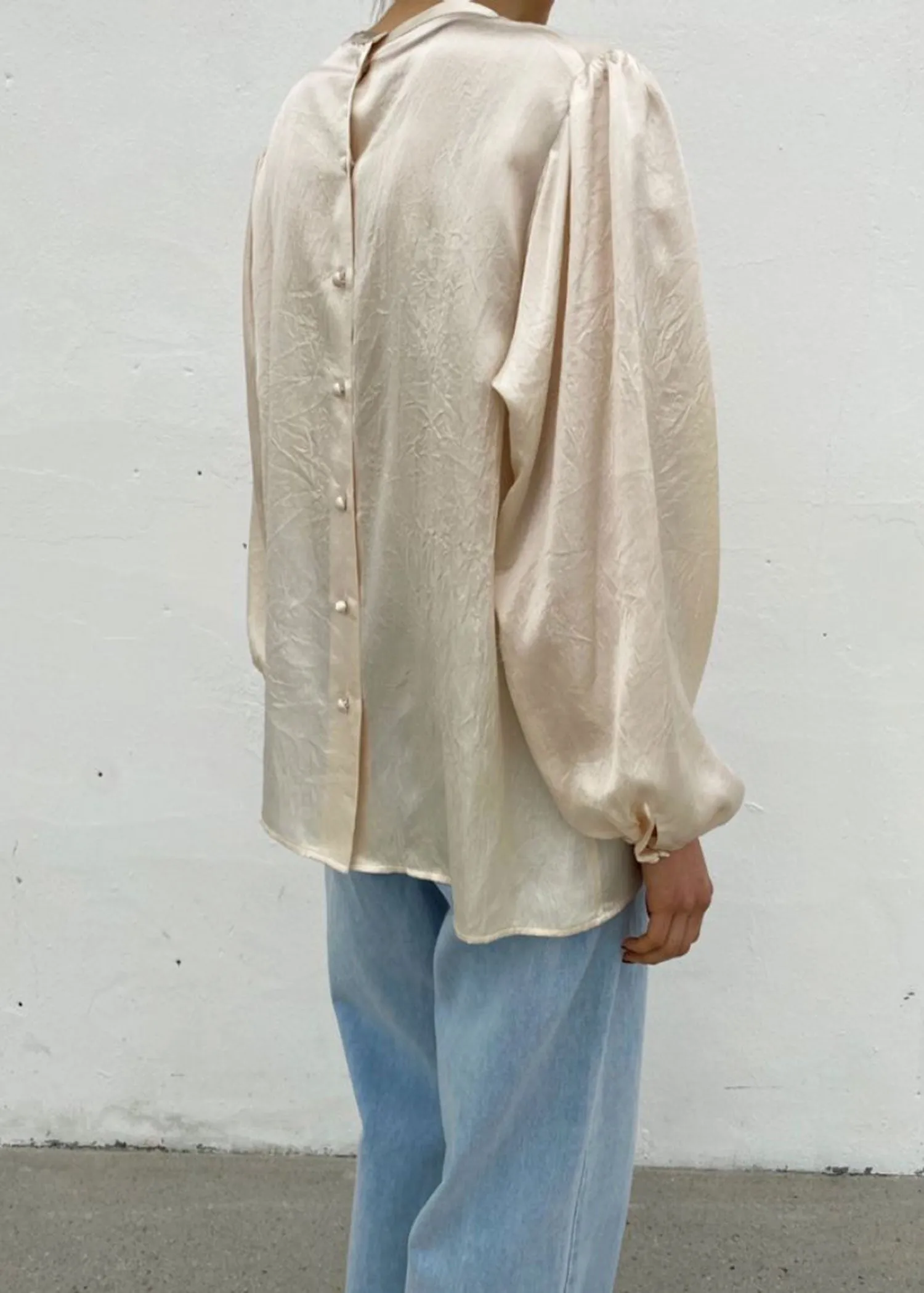 Puff Sleeves Textured Silk Blouse in Champagne