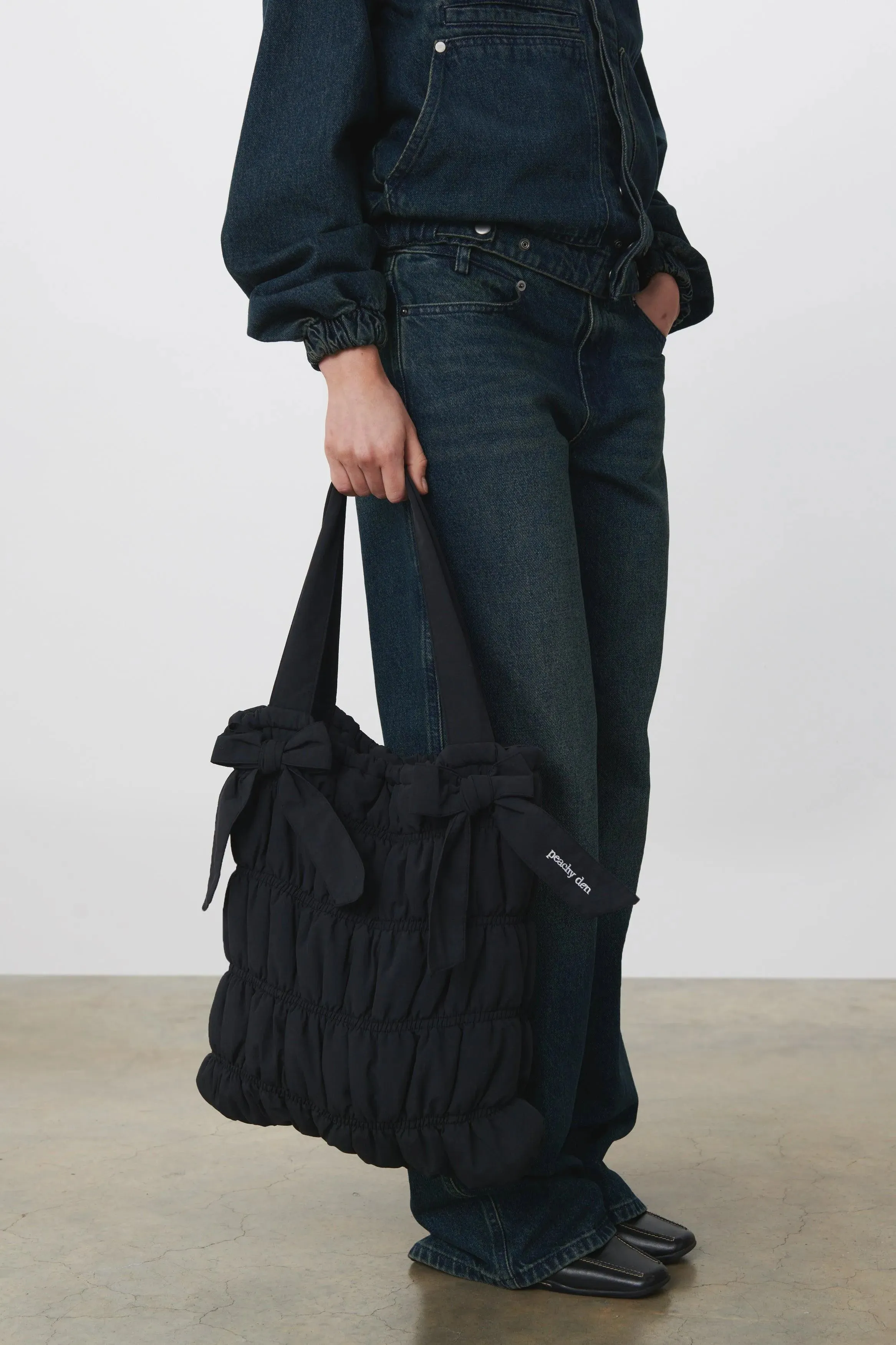 The Deba Bag, Onyx