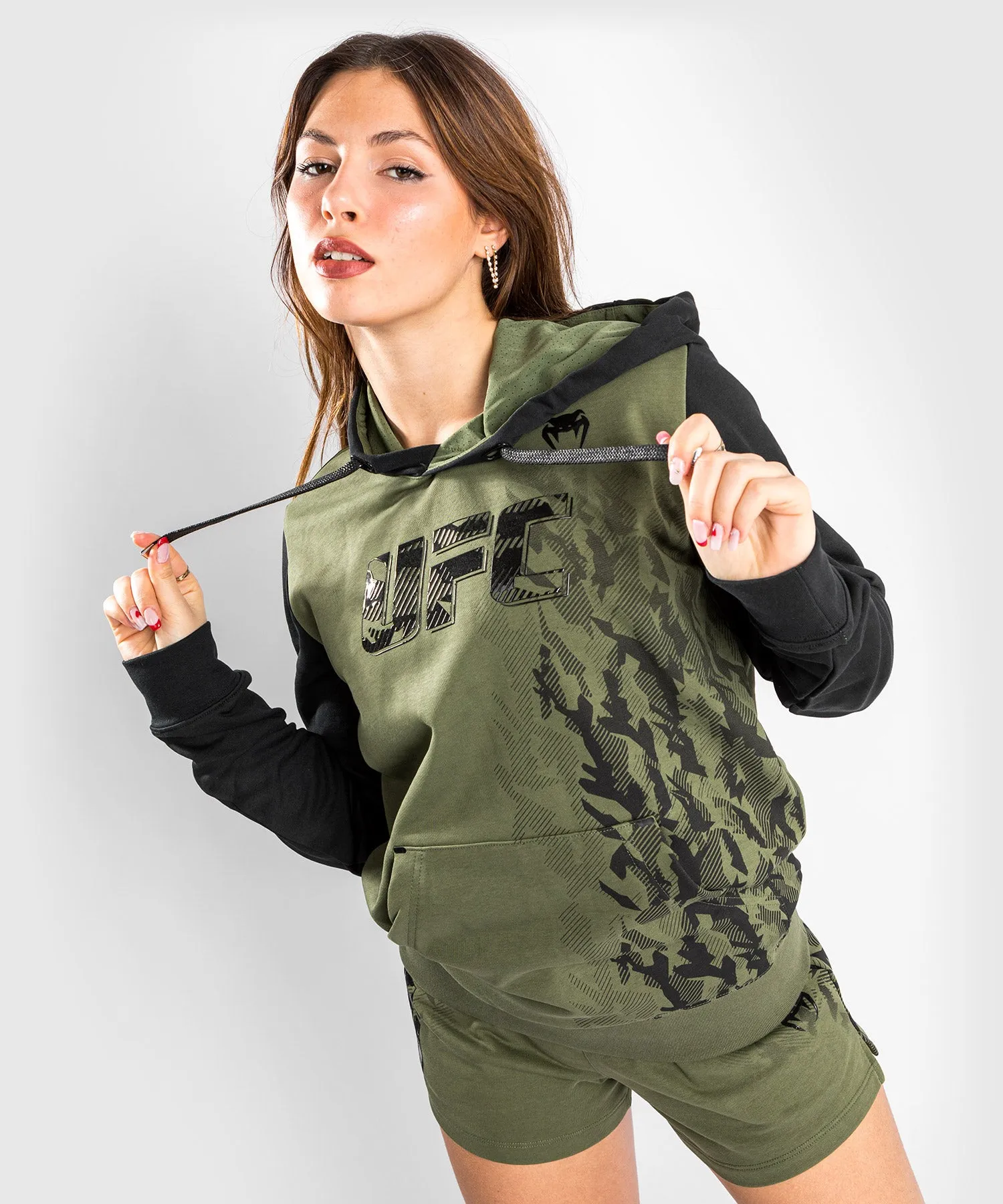 UFC Venum Authentic Fight Week Women's Pullover Hoodie - Khaki