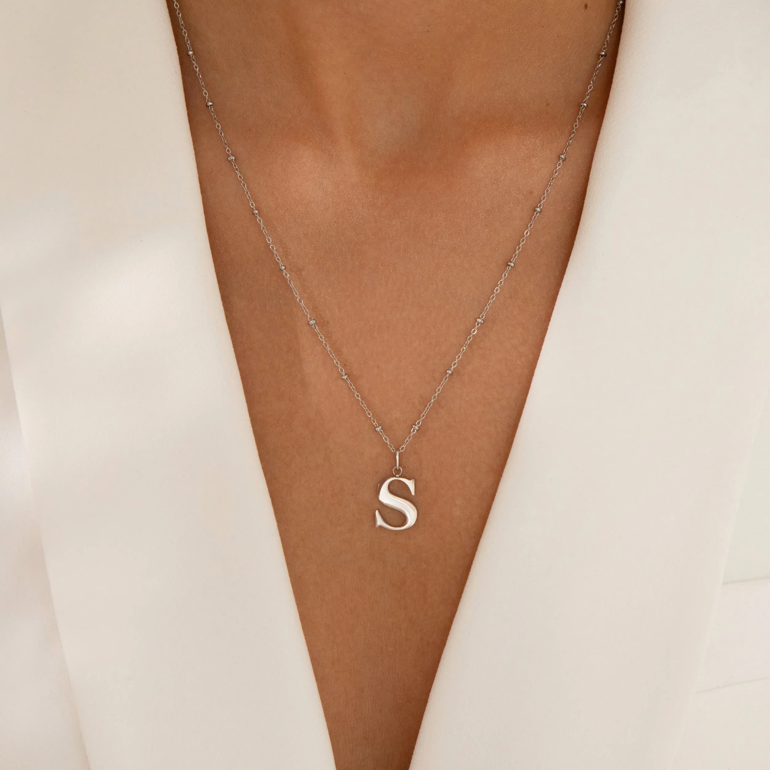 W Initial Pendant Necklace In Silver